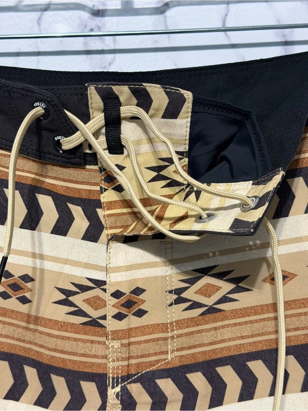 NWT Hurley Men's Aztec Geometric Boardshorts Size 32